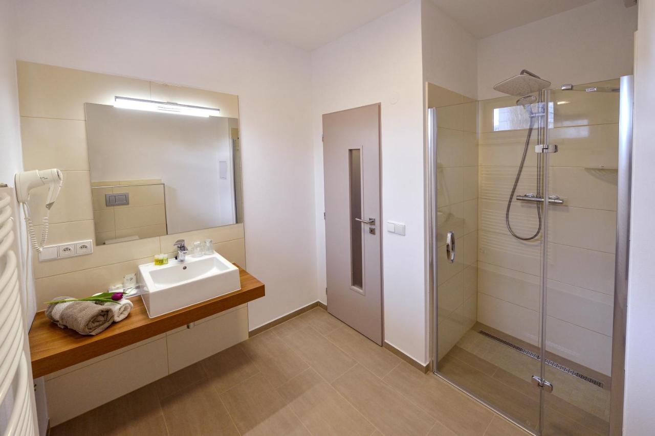 Hotel U Kaplicky Písek Dış mekan fotoğraf