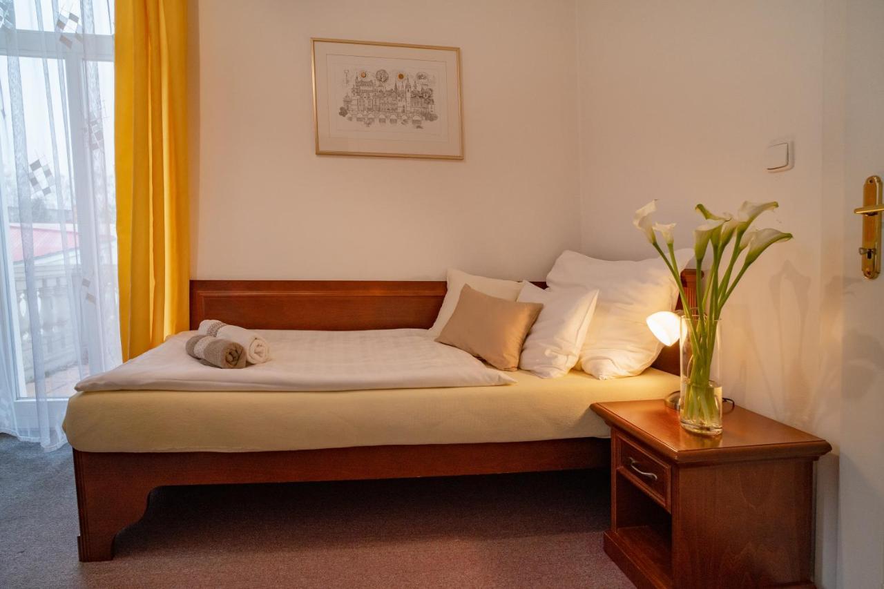 Hotel U Kaplicky Písek Dış mekan fotoğraf