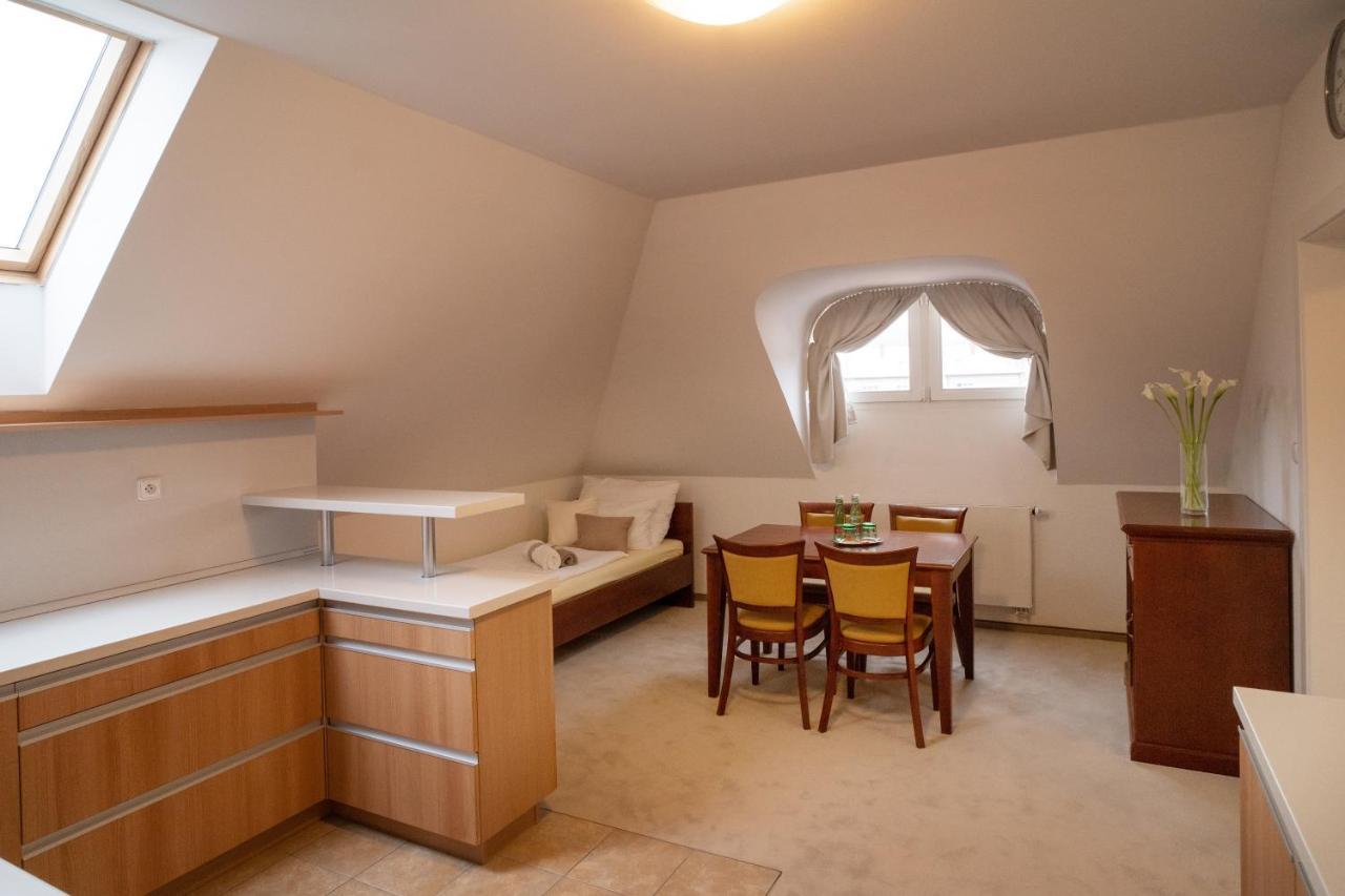 Hotel U Kaplicky Písek Dış mekan fotoğraf