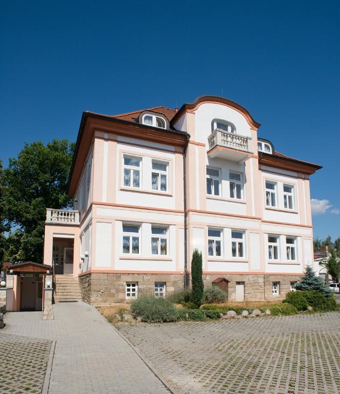 Hotel U Kaplicky Písek Dış mekan fotoğraf